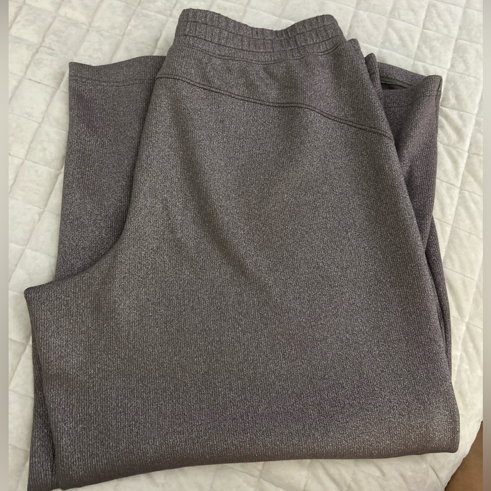 $118 SPANX AIRESSENTIALS SHIMMER WIDE LEG PANTS - SMOKE SILVER 2X - Picture 6 of 6